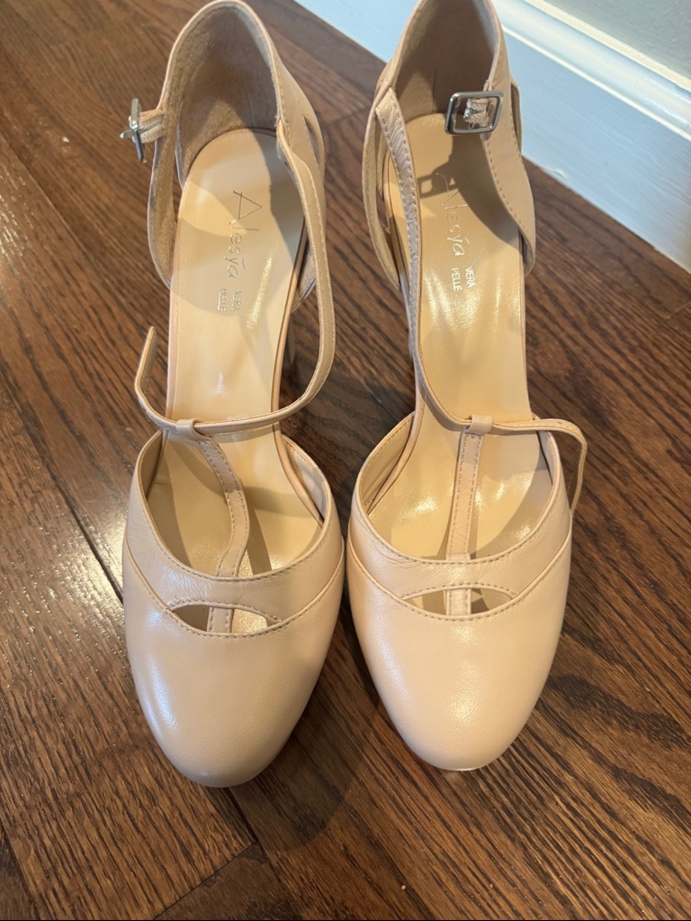 Nude T-Strap Leather Pumps for Women